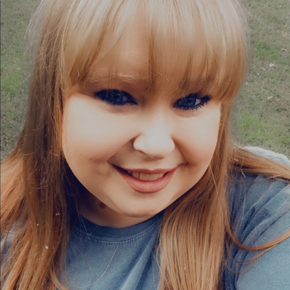 Meet your Posher, Tia